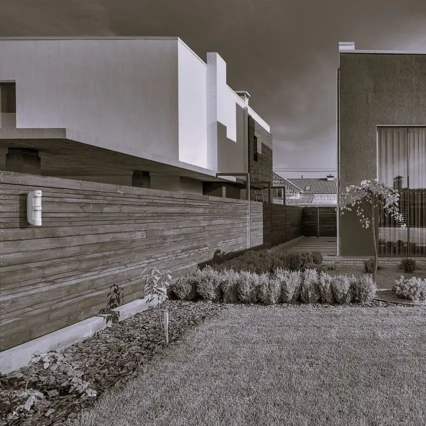 Image of a wireless detector overlooking a garden